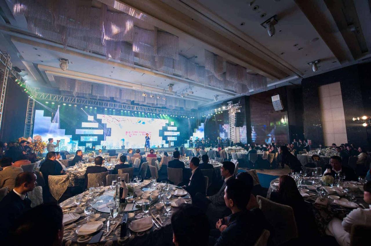 Sự Kiện Gala Dinner &Quot;Đi Theo Ánh Mặt Trời&Quot; Sunshine Group